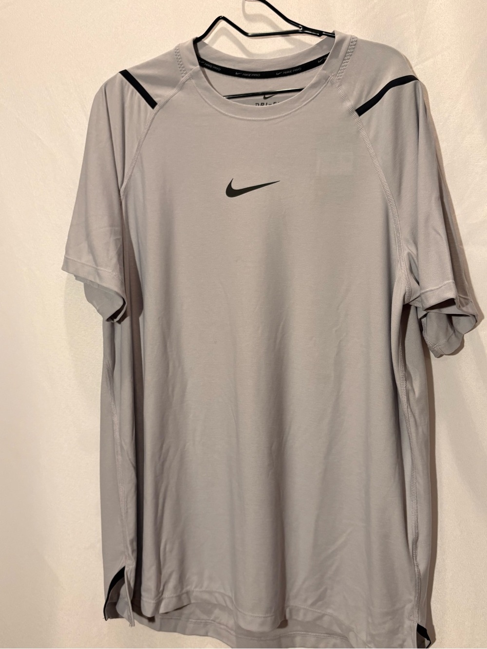 Nike Pro Men’s Gray Dri-FIT Short Sleeve Training Tee. NWT. TALL